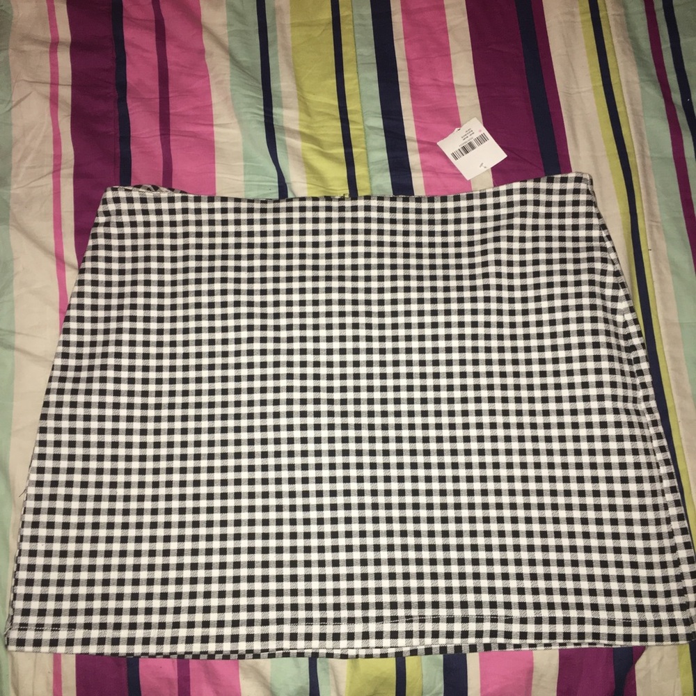 Black and White plaid skirt
